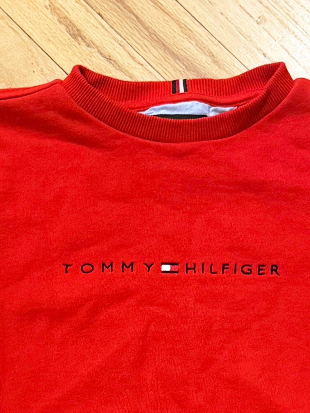 Tommy Hilfiger Red Logo Crewneck Sweatshirt Women’s XS